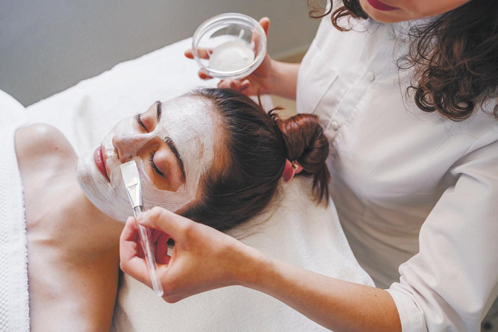 Уходы Germaine de Capuccini